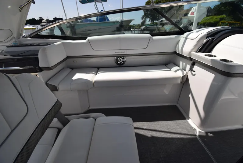 4th Quarter Yacht Photos Pics 