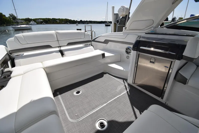 4th Quarter Yacht Photos Pics 