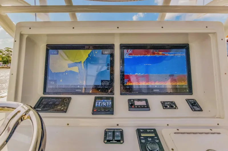 Trailer Included In Sale Yacht Photos Pics 