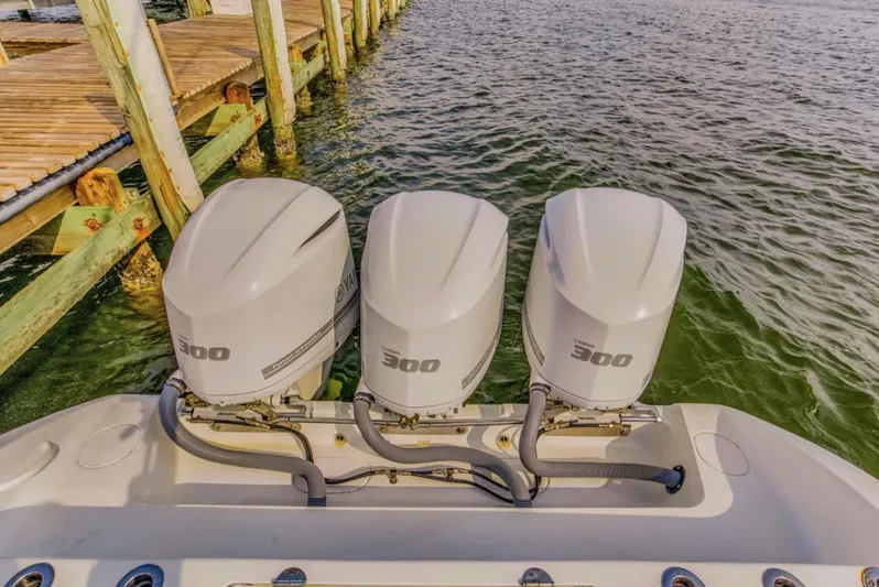 Trailer Included In Sale Yacht Photos Pics 