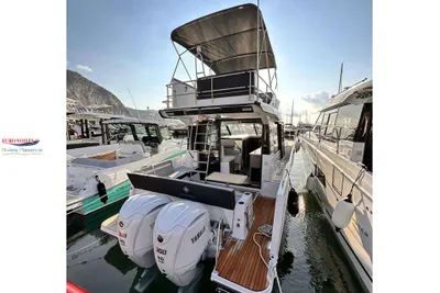Jeanneau merry fisher 1095 fly serie 2