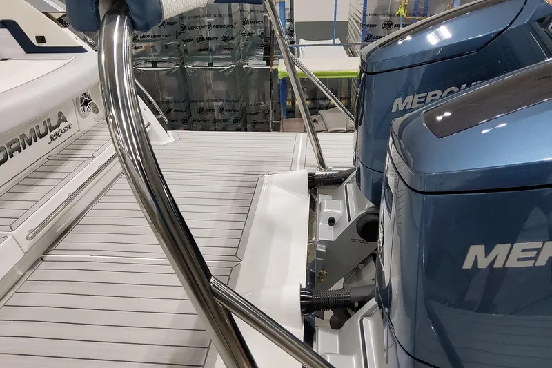  Yacht Photos Pics 2026 Formula 380 Super Sport Crossover OB with dual Mercury outboard engines.