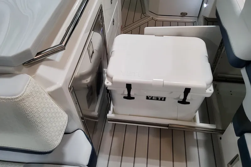  Yacht Photos Pics YETI cooler on Formula 380 Super Sport Crossover OB boat, 2026 model.