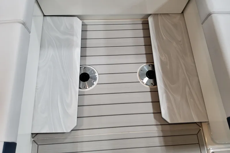  Yacht Photos Pics 2026 Formula 380 Super Sport Crossover OB deck with sleek, modern design elements.