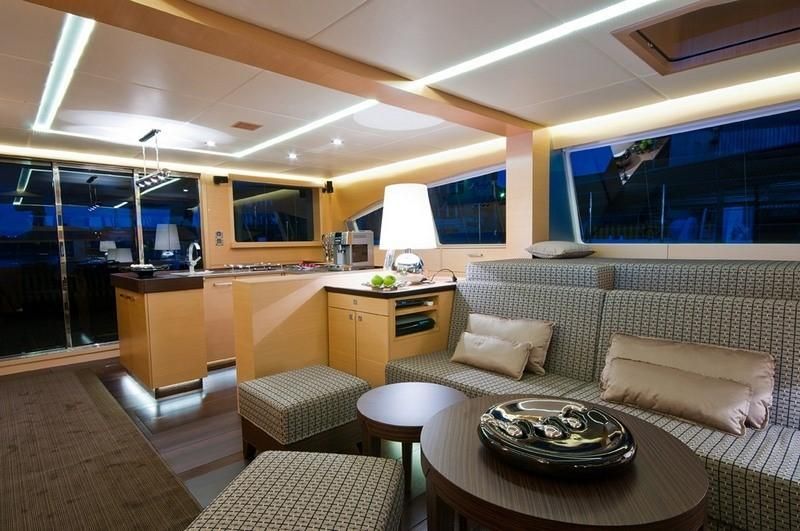 2009 Sunreef 102 