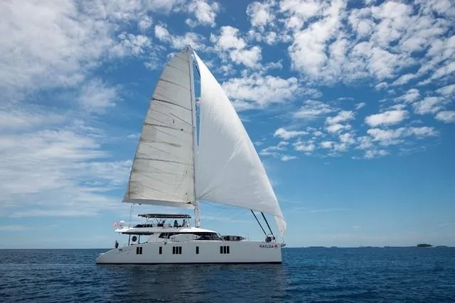 Kailua Yacht Photos Pics 