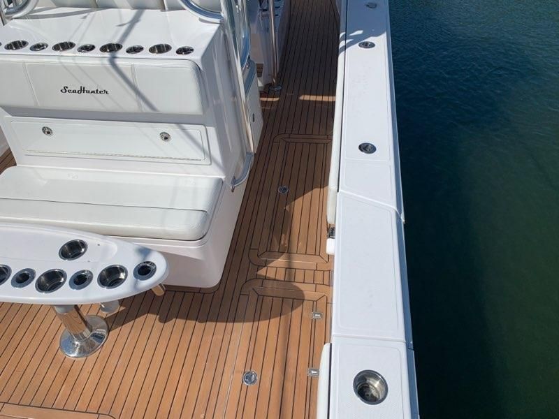 2019 SeaHunter 39 CC