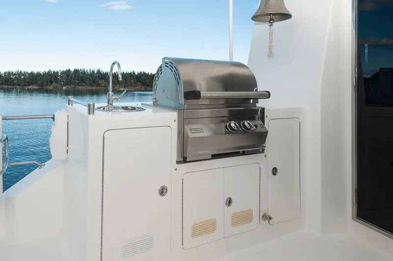 Estancia Yacht Photos Pics Boat Deck Barbeque