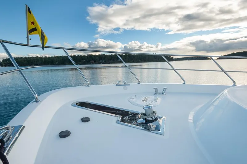 Estancia Yacht Photos Pics Foredeck