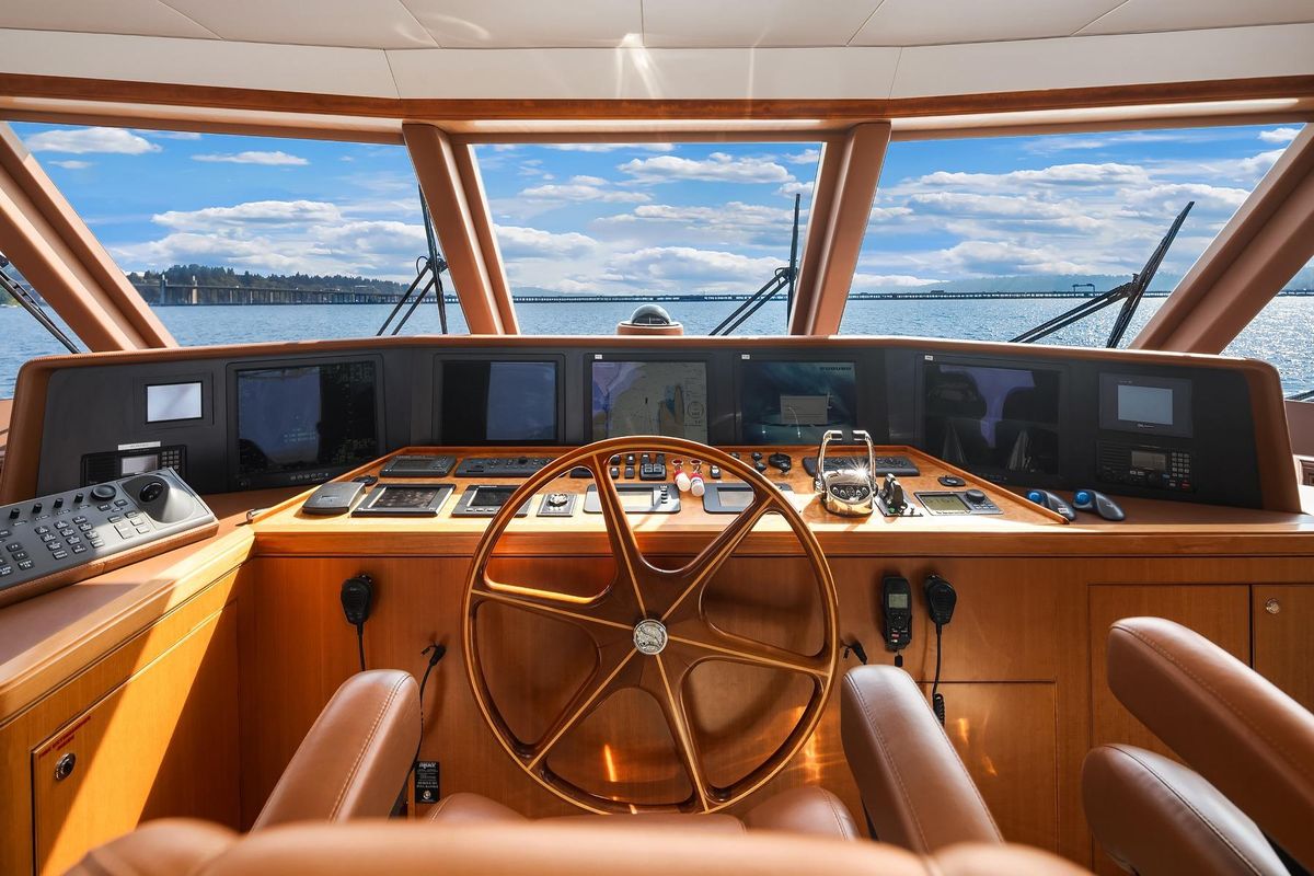 2010 Ocean Alexander 80 