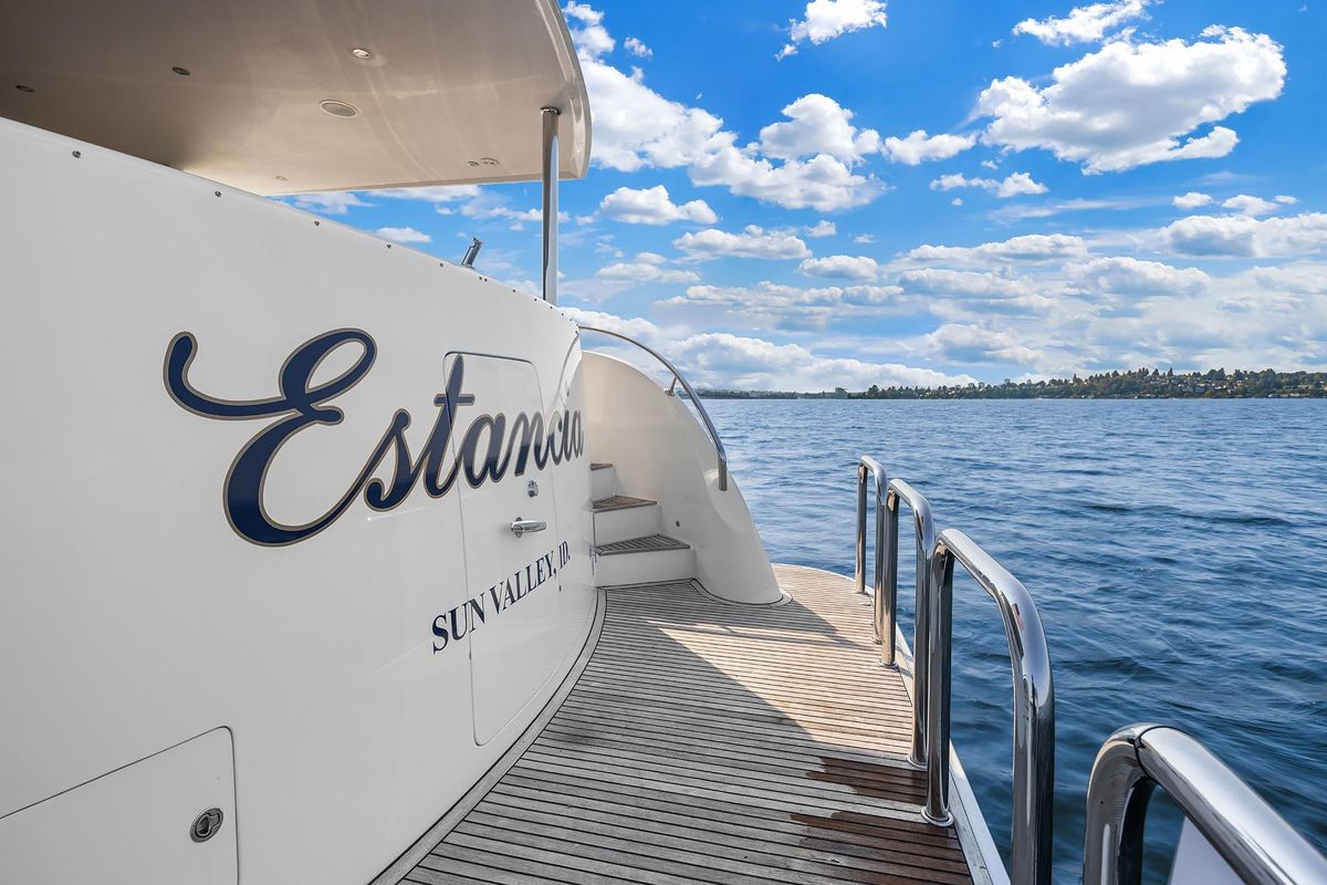 2010 Ocean Alexander 80 