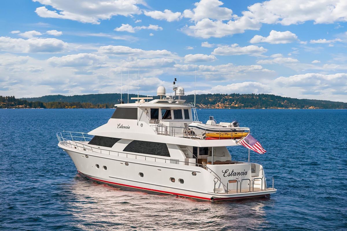 2010 Ocean Alexander 80 