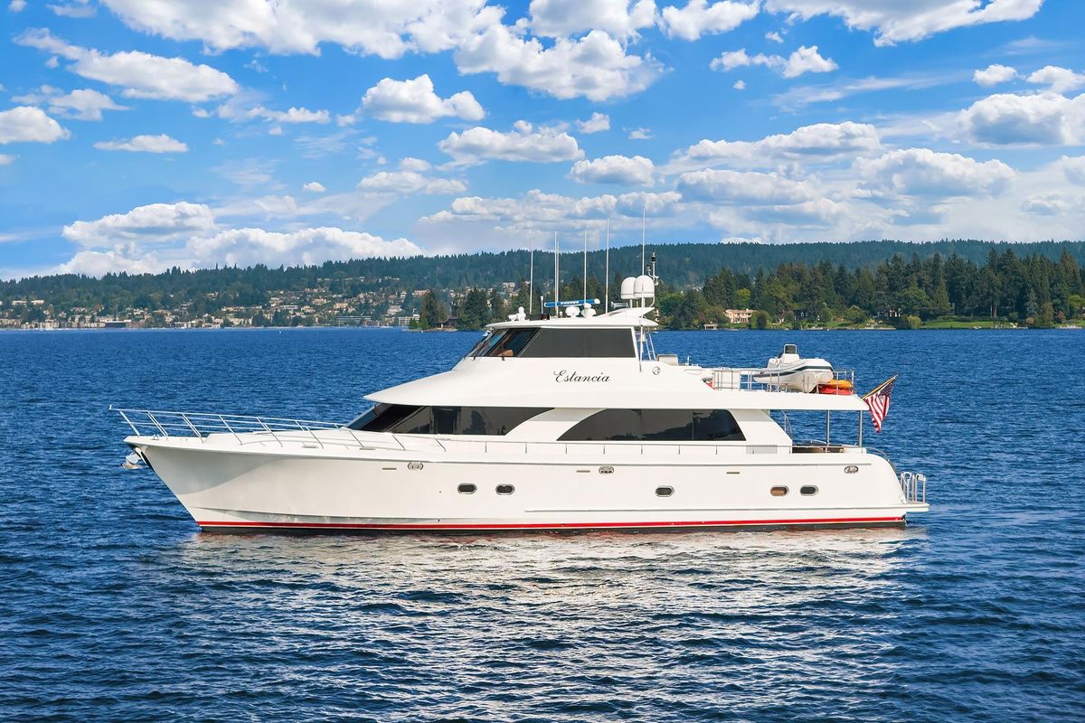 2010 Ocean Alexander 80 