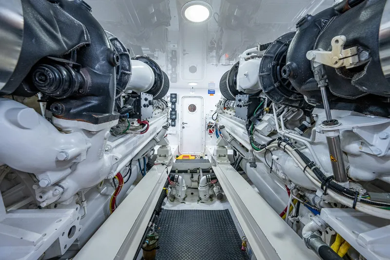 Gypsea Yacht Photos Pics 