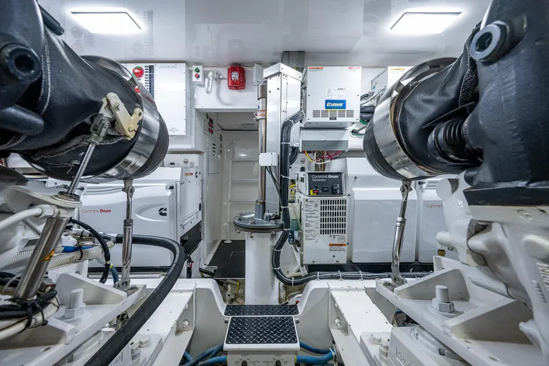 Gypsea Yacht Photos Pics 