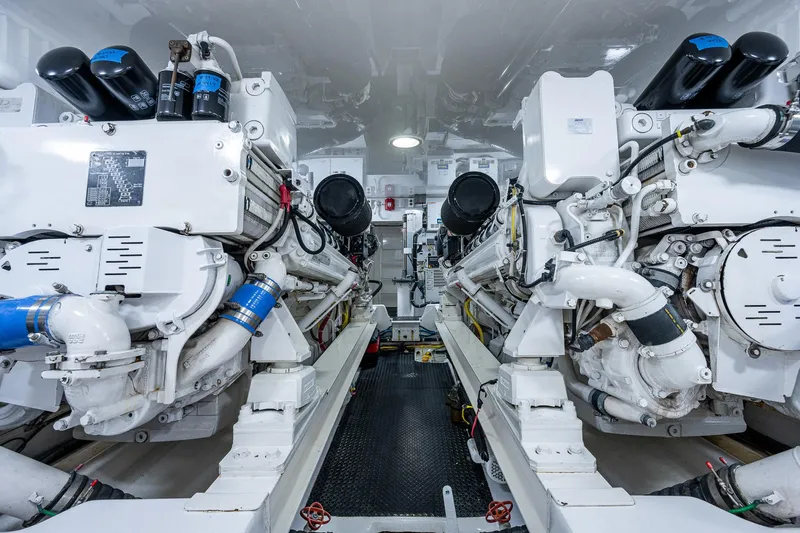 Gypsea Yacht Photos Pics 