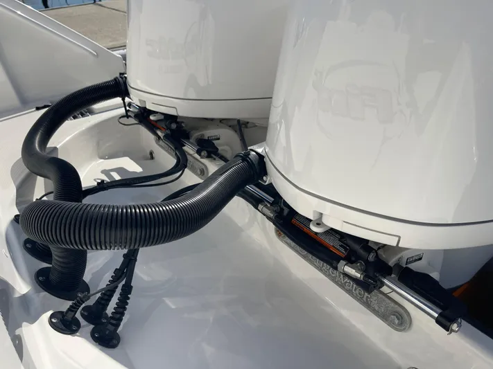 Finatic Yacht Photos Pics 