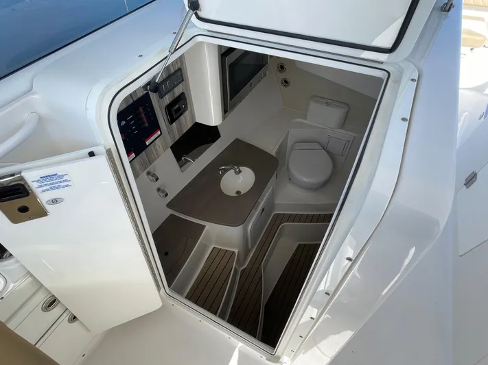 Finatic Yacht Photos Pics 