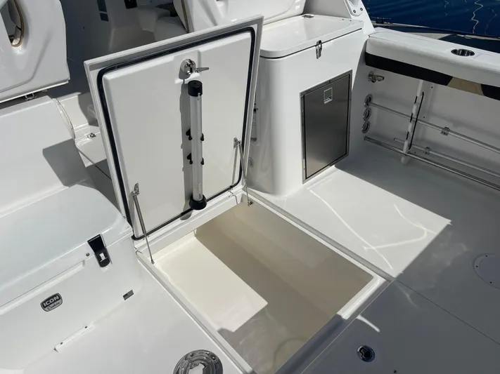 Finatic Yacht Photos Pics 