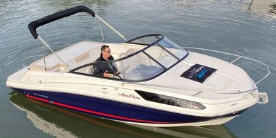 2017 Bayliner VR5 Cuddy Cabin