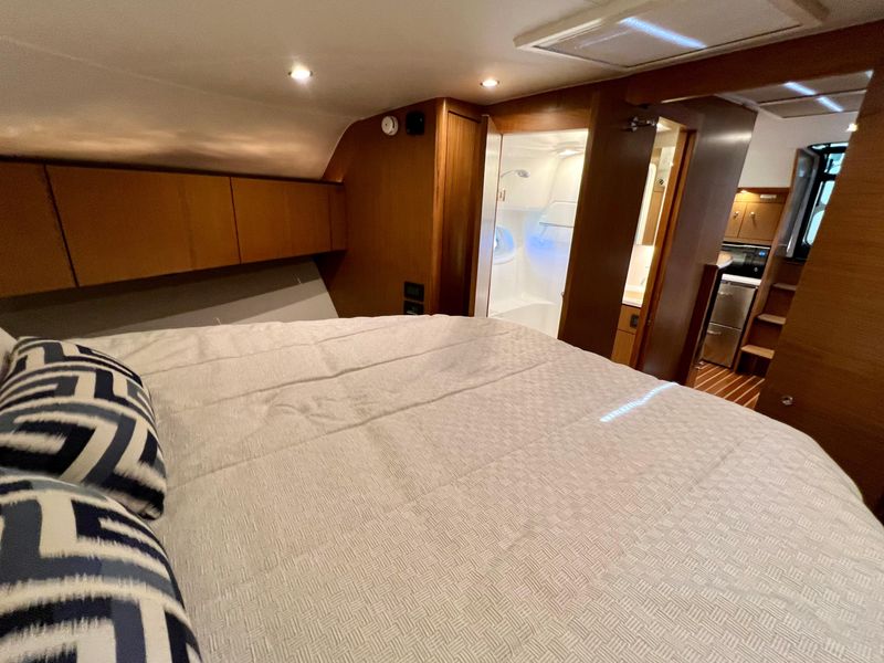 2022 Tiara Yachts 4300 Open