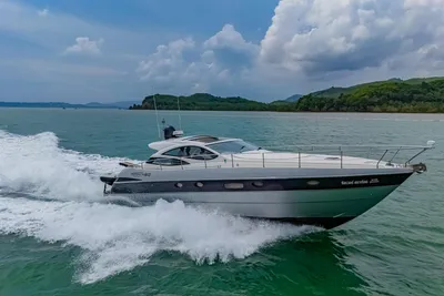 Pershing 50