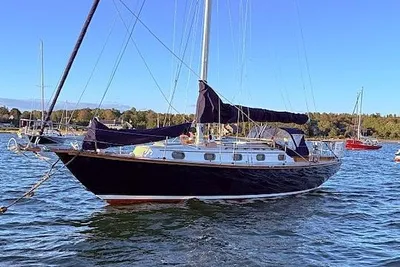 Cape Dory 36