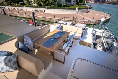 Yacht