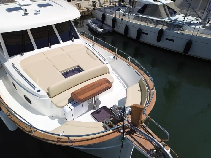  Yacht Photos Pics Sasga Menorquin 48 Salon Proue