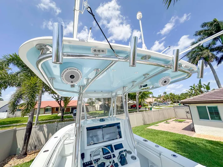 Blue Ayes Yacht Photos Pics 