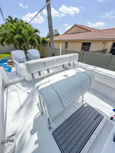 Blue Ayes Yacht Photos Pics 