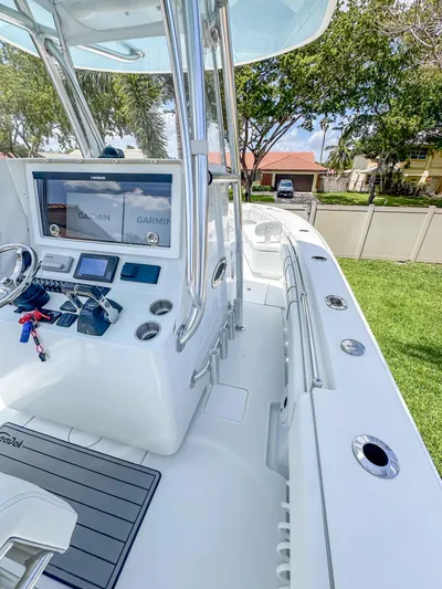 Blue Ayes Yacht Photos Pics 