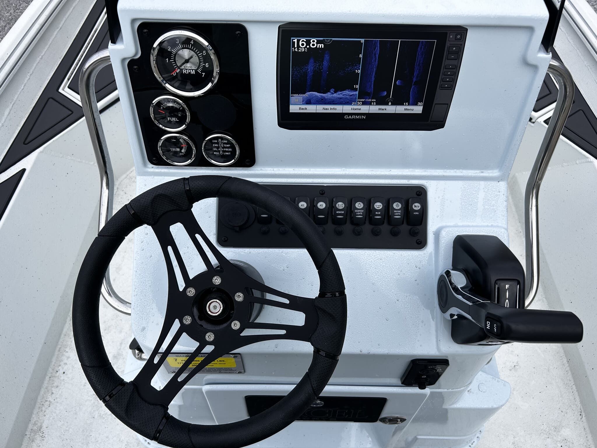 Excel 203 Bay Pro Elite