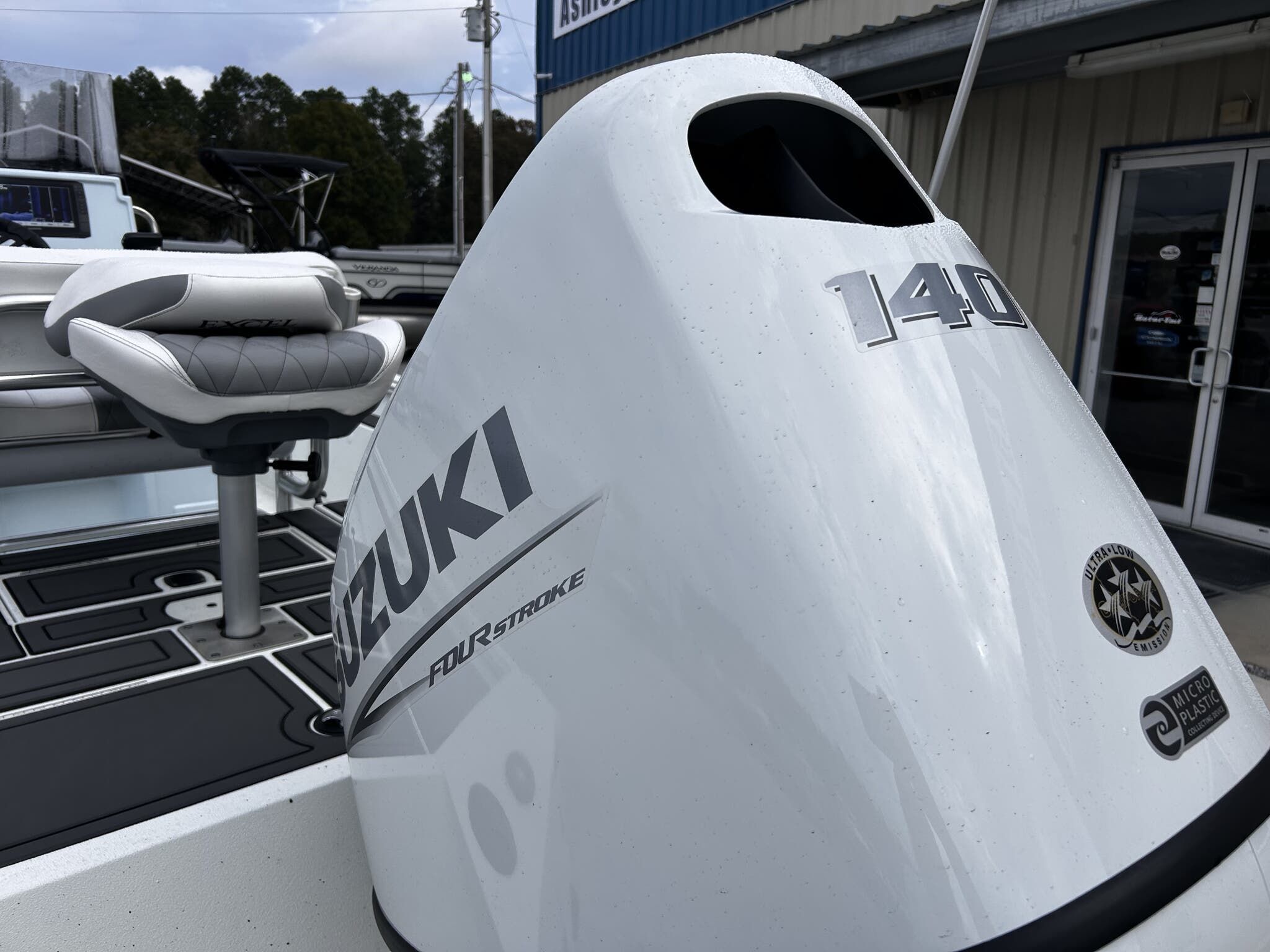 Excel 203 Bay Pro Elite