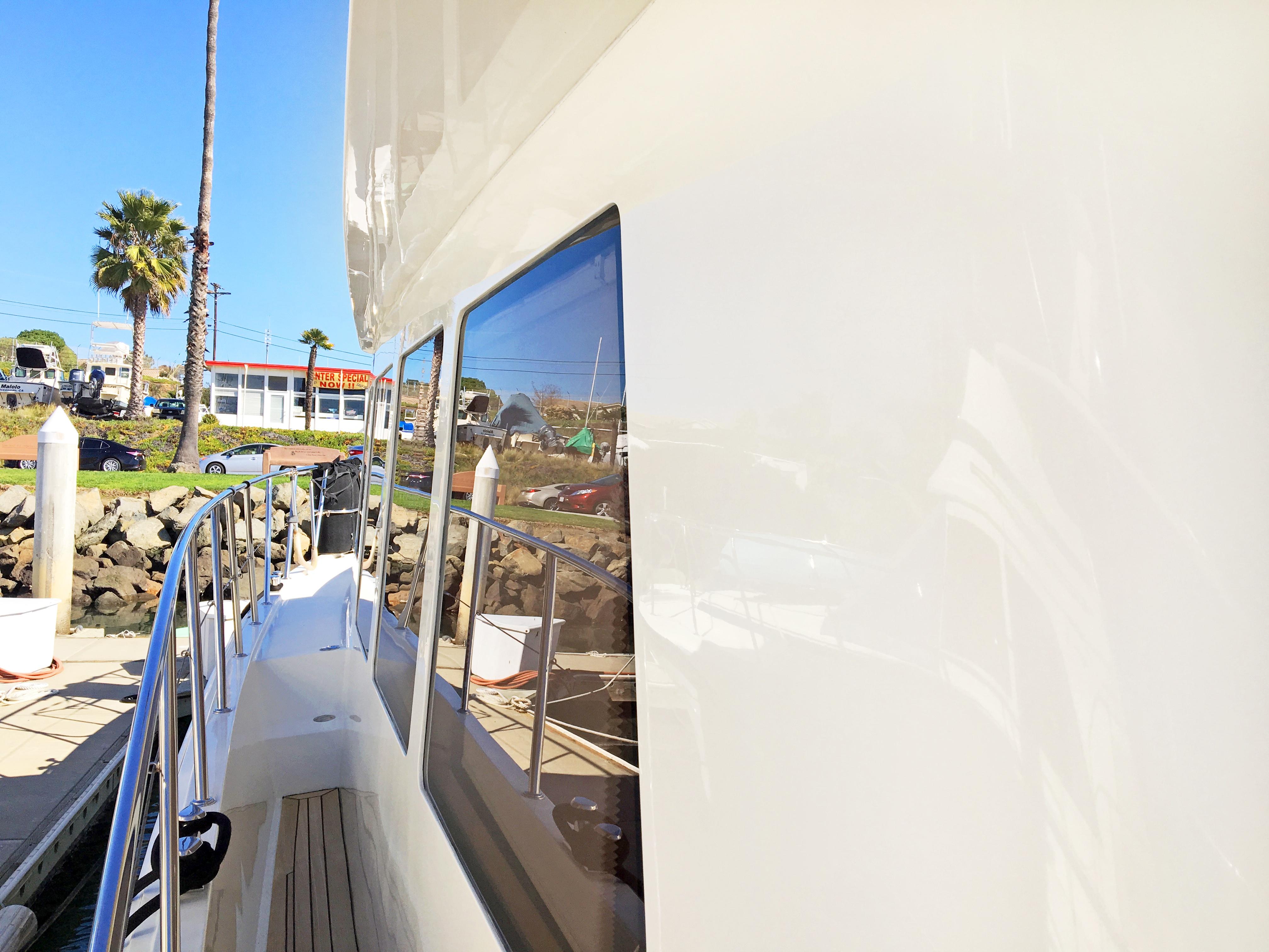 2005 McKinna 481 Sedan Motor Yachts for sale YachtWorld