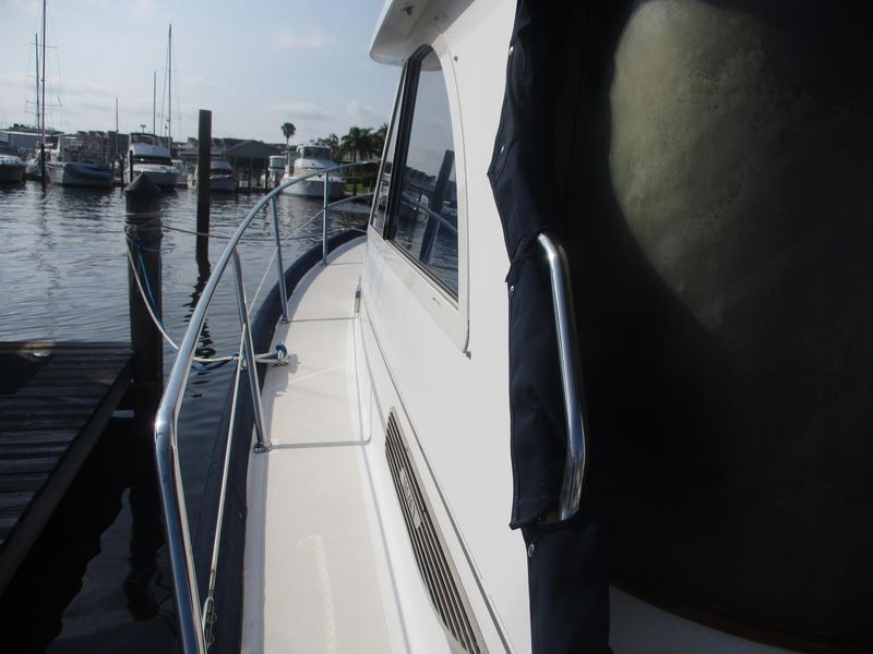 2007 Legacy Yachts 32 Classic