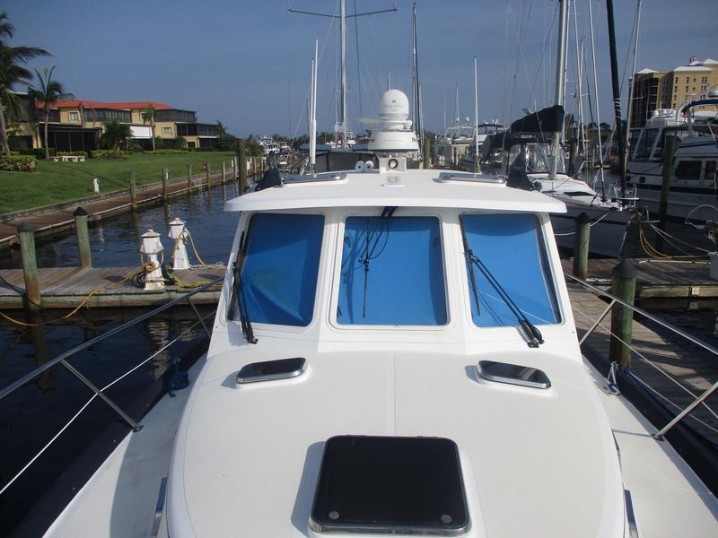 2007 Legacy Yachts 32 Classic