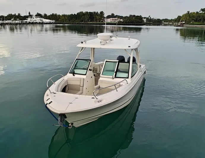 Casa - 2021 Boston Whaler 280 Vantage Yacht Photos Pics 