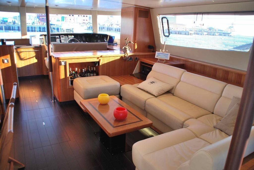 2011 Fountaine Pajot 54 