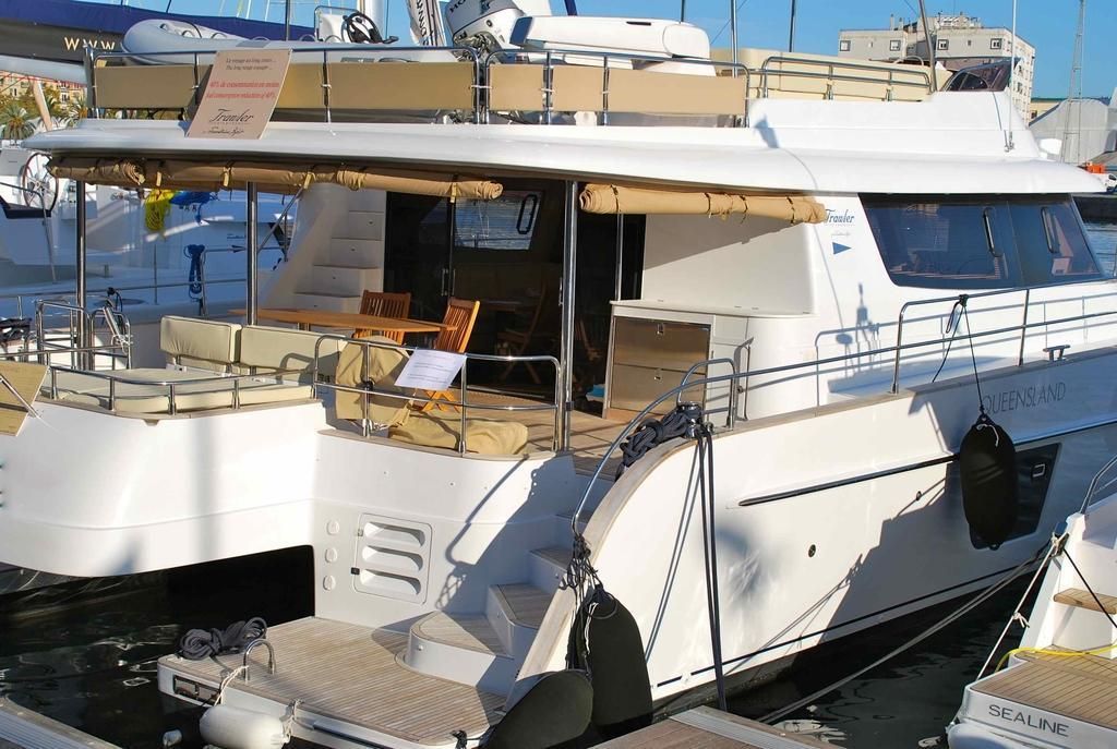 2011 Fountaine Pajot 54 
