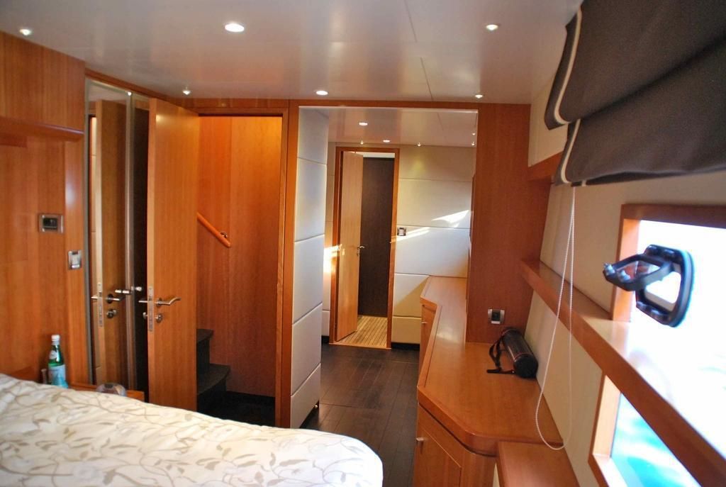 2011 Fountaine Pajot 54 