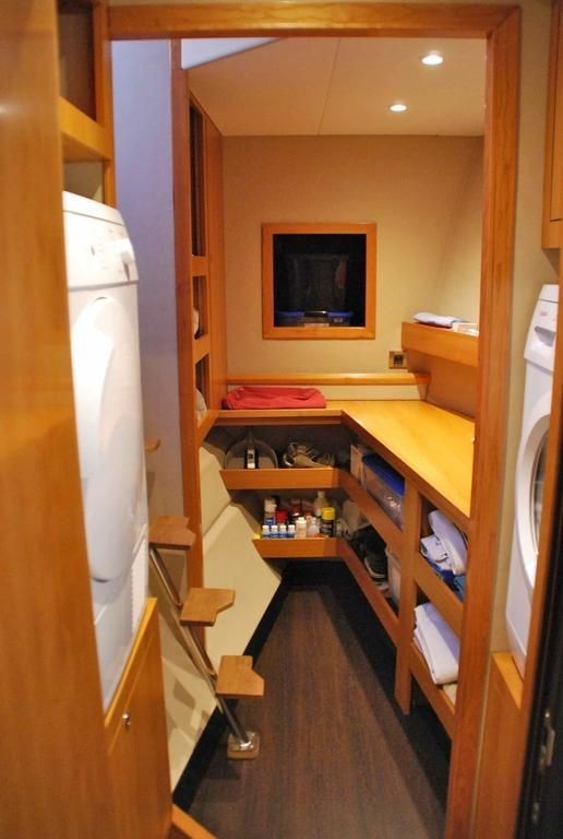 2011 Fountaine Pajot 54 