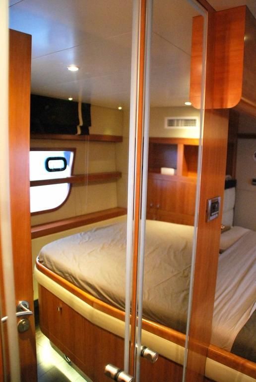 2011 Fountaine Pajot 54 