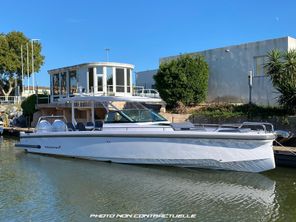 2020 Axopar 37 Sun Top