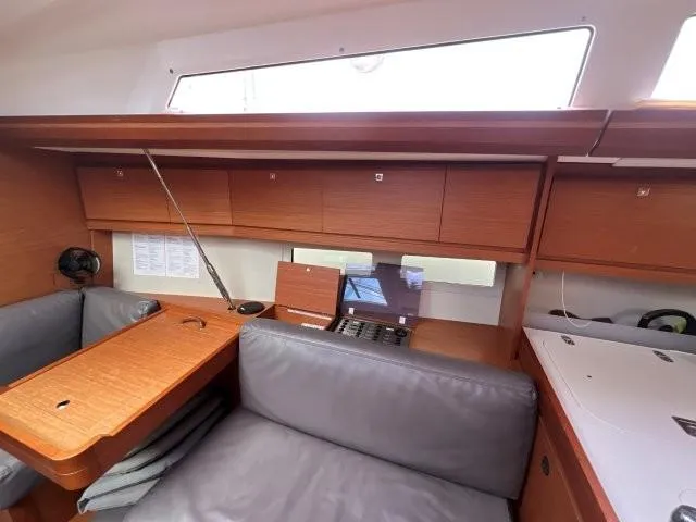 Bermuda Yacht Photos Pics Dufour 412