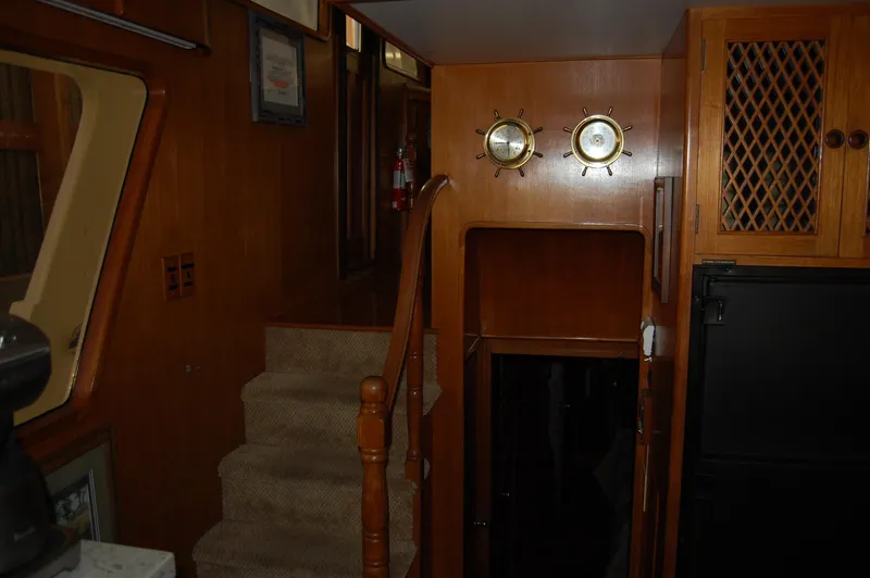 Legacy Yacht Photos Pics 