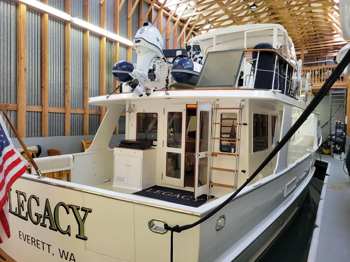 Legacy Yacht Photos Pics 