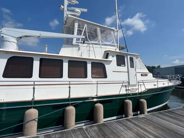 Angus III Yacht Photos Pics 