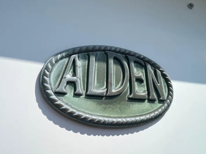 Angus III Yacht Photos Pics 