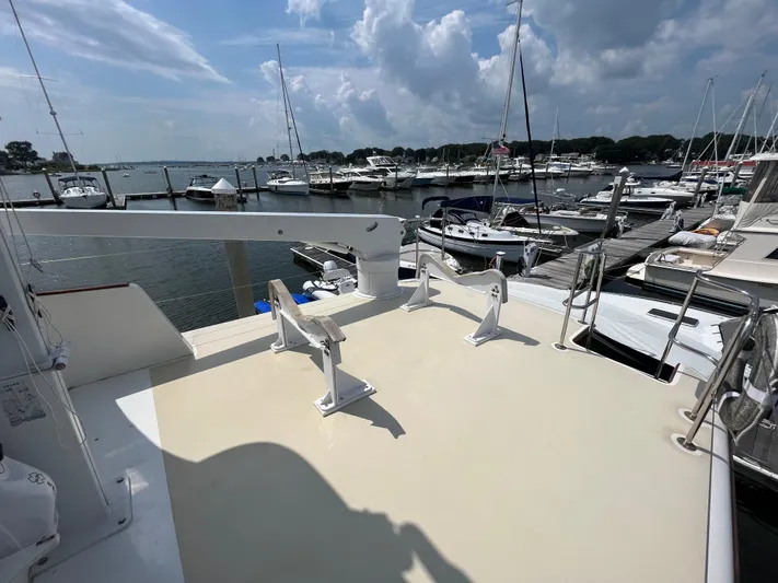 Angus III Yacht Photos Pics 